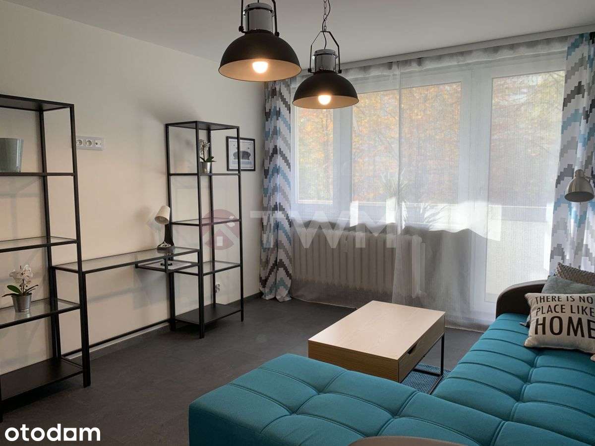 Tysiąclecia , balkon , komórka, 3 niezależne pokoje