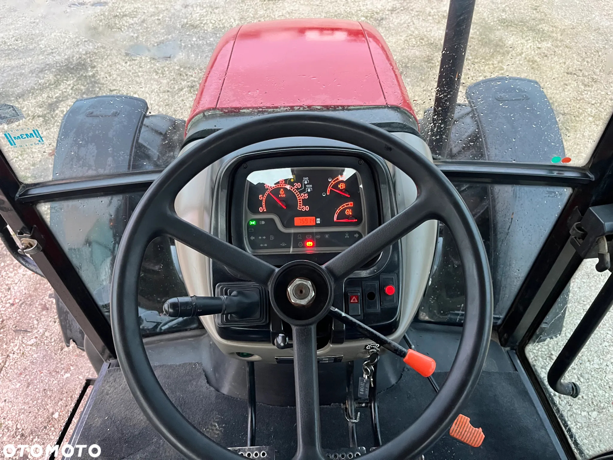 Case IH - 32