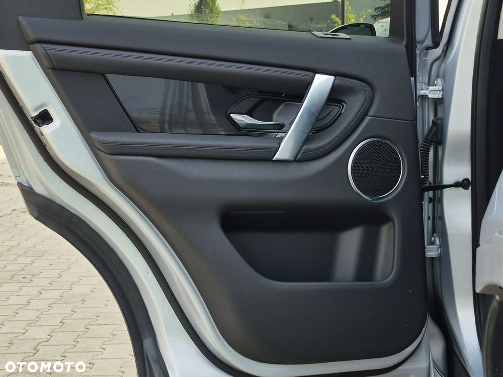 Land Rover Discovery Sport D200 - 24