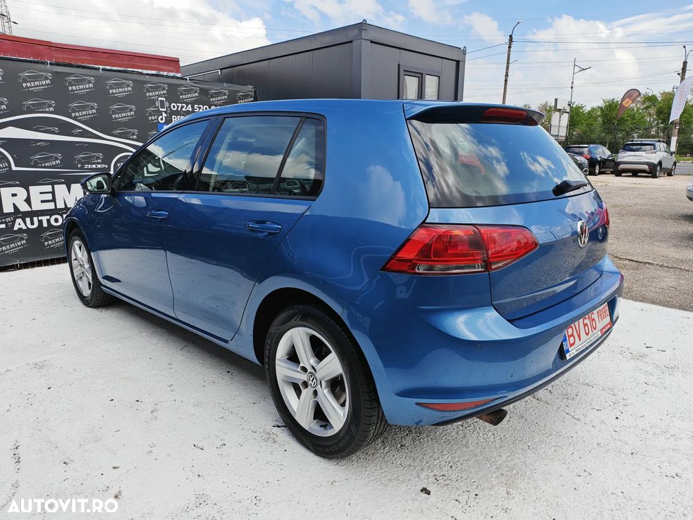 Volkswagen Golf - 21