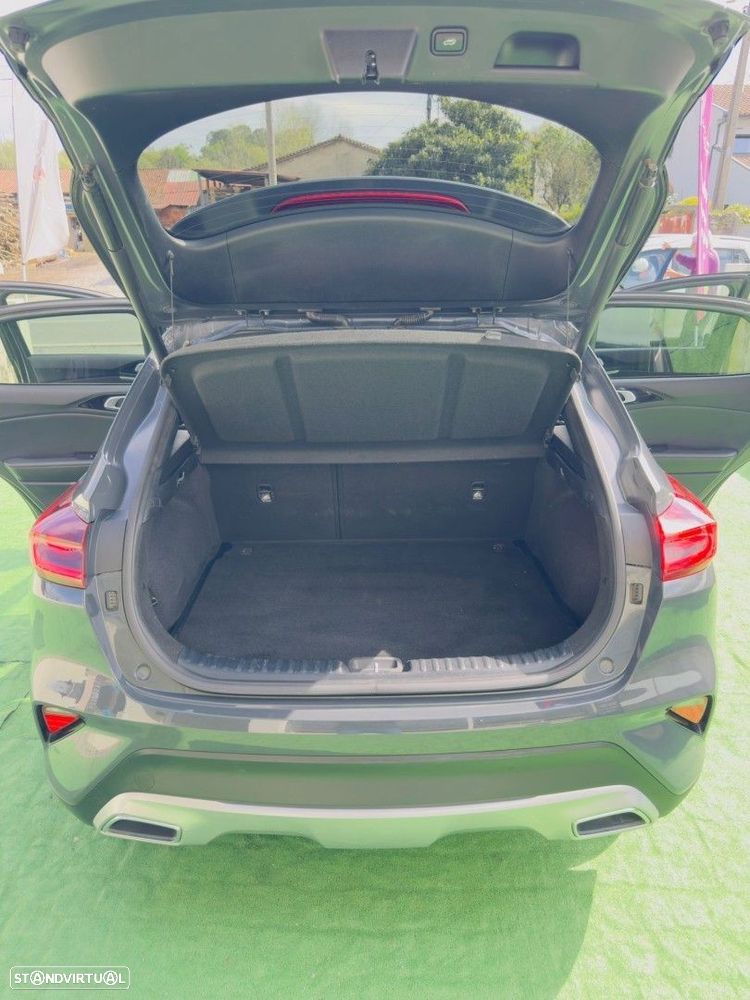 Kia XCeed 1.6 CRDi Tech+SRF 7DCT - 23