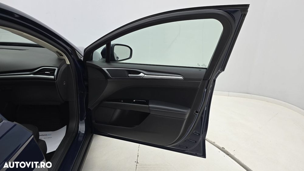 Ford Mondeo - 18