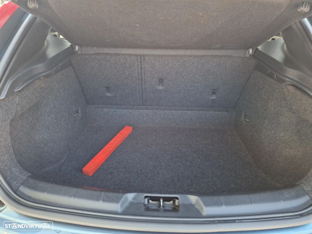 Volvo V40 1.6 D2 Eco Momentum - 10
