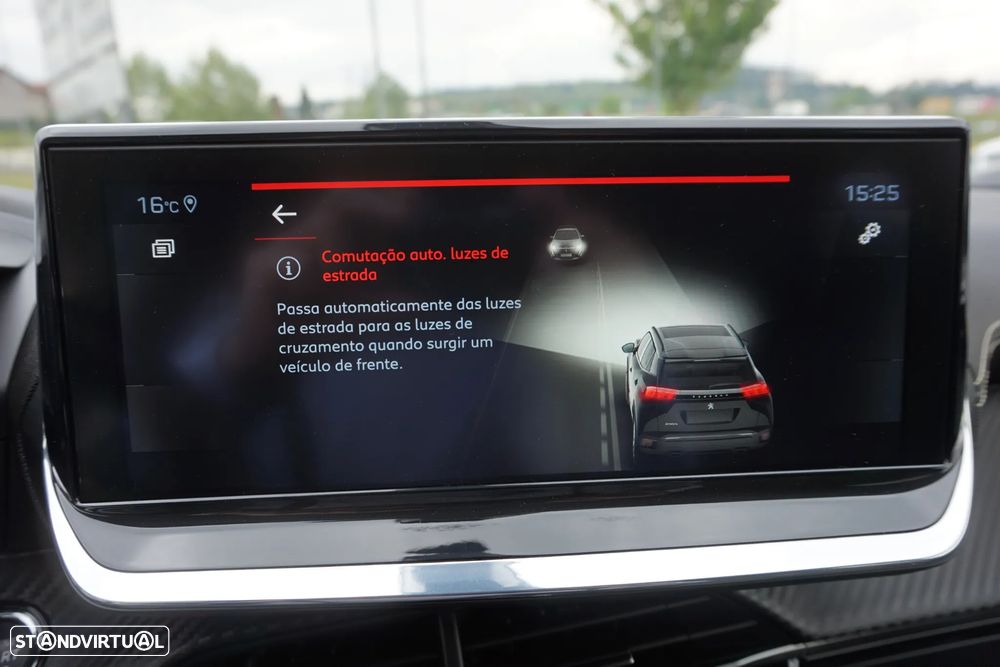 Peugeot 2008 1.5 BlueHDi GT Line EAT8 - 40