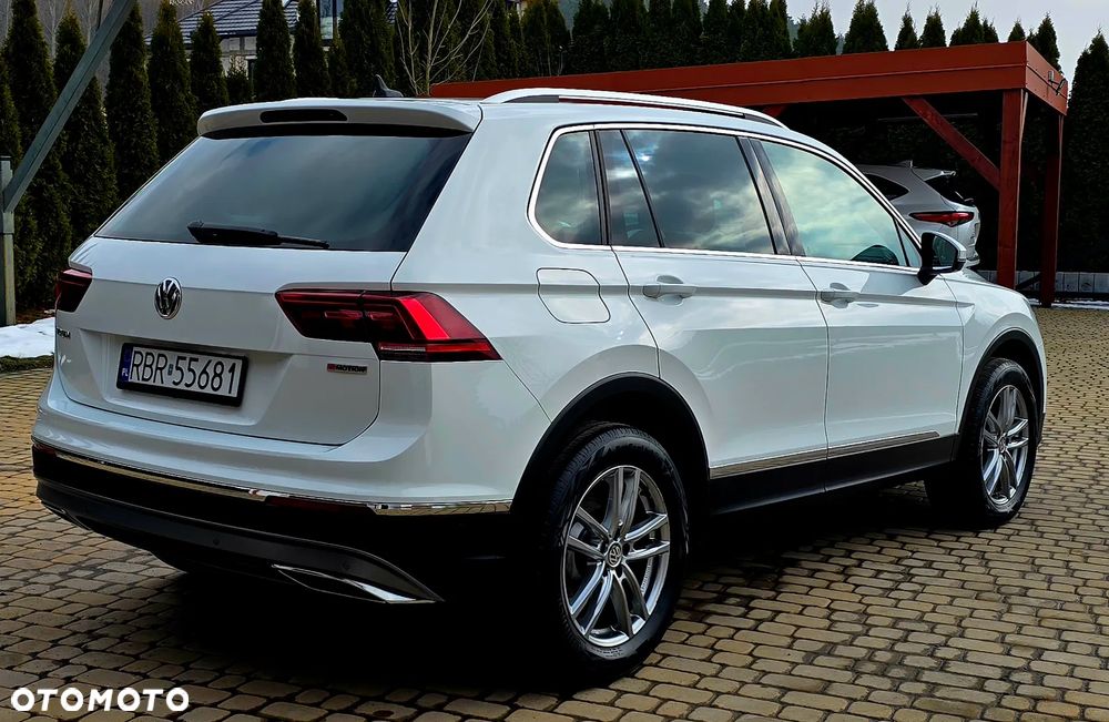 Volkswagen Tiguan 2.0 TSI 4Motion DSG OPF Highline - 9