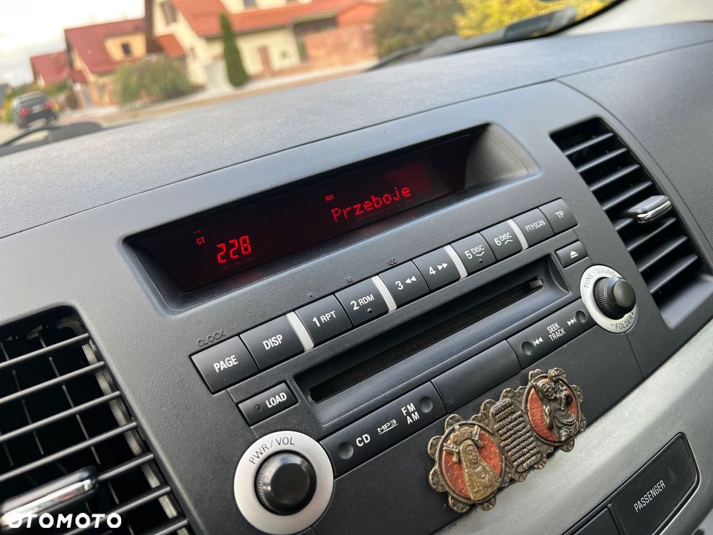 Mitsubishi Lancer 1.8 Intense - 30