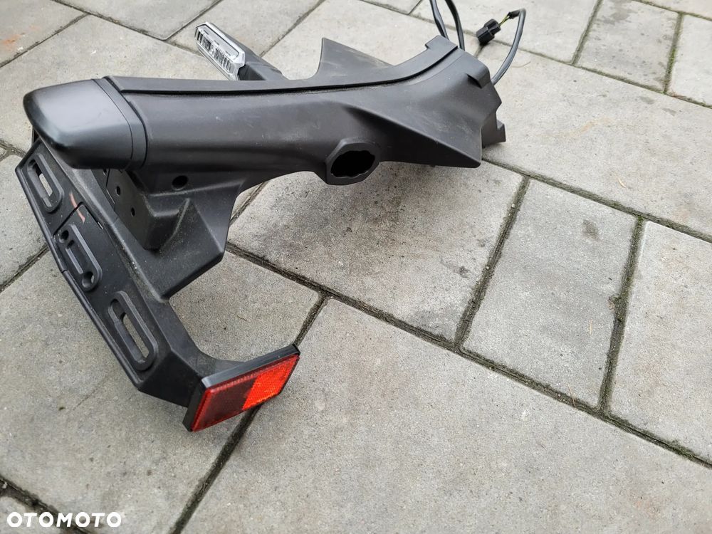 Mocowanie, podświetlanie tablicy rejestracyjnej, ogon, kierunkowskaz Kawasaki Z900 Z 900 - 9