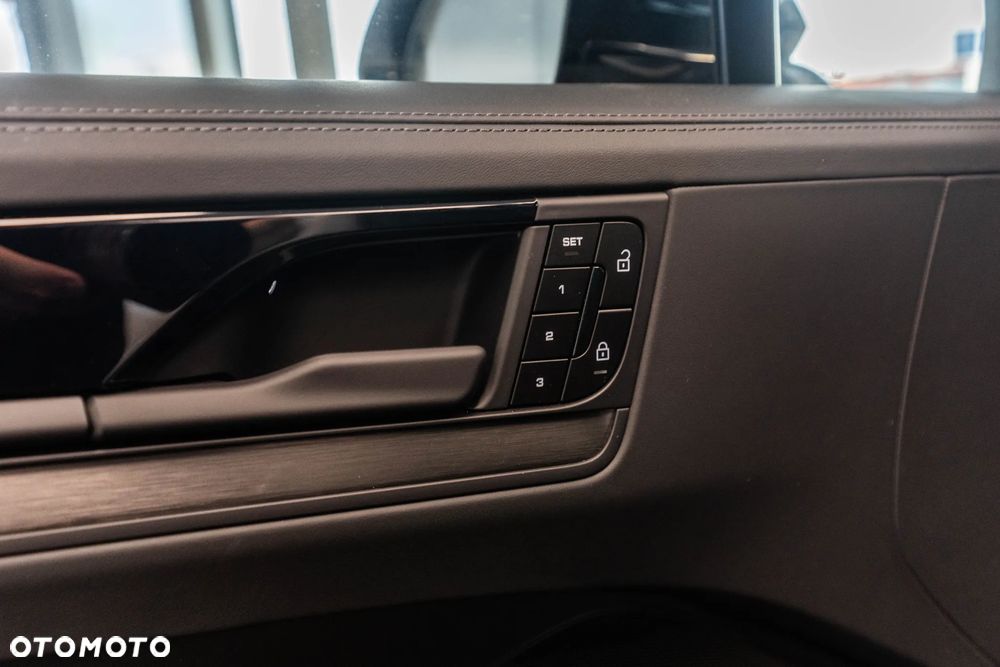 Porsche Cayenne Black Edition - 27