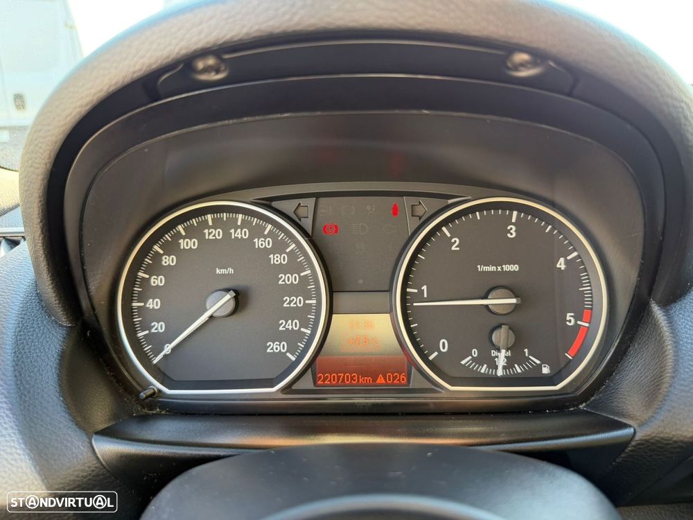 BMW 120 d Pack M - 22