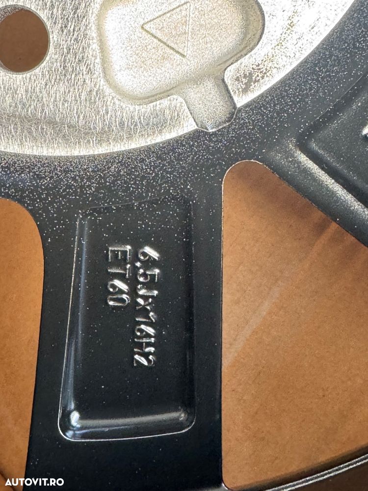 Vând jante originale Volkswagen T5-T6 pe 16” noi - 5