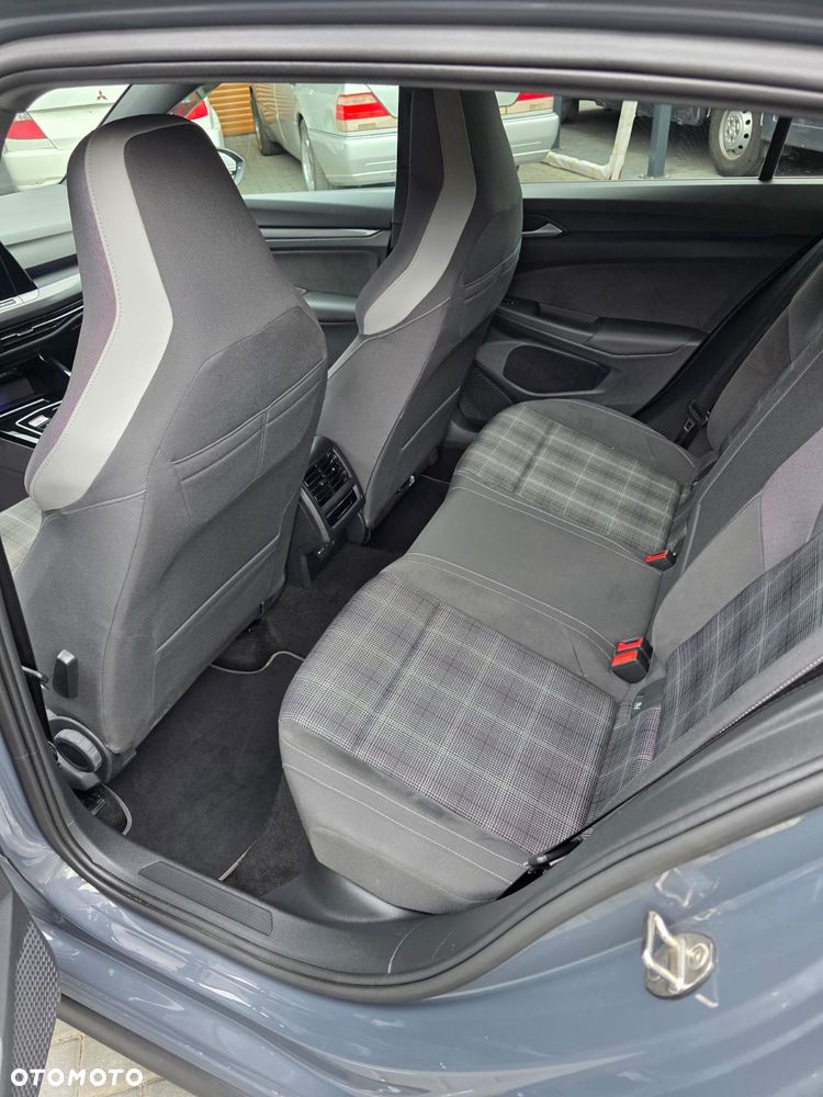 Volkswagen Golf 2.0 TDI GTD DSG - 11
