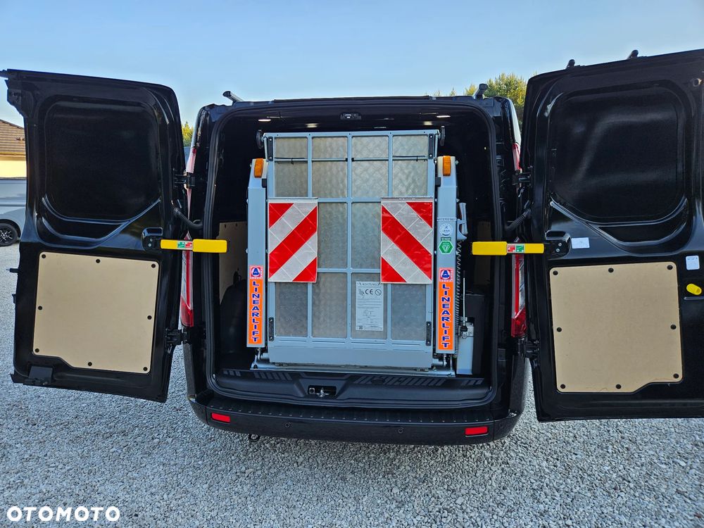 Ford TRANSIT CUSTOM L2H1 Long Brygadowy 5-os WINDA Max WERSJA XENONY SalonPL FV23% - 8
