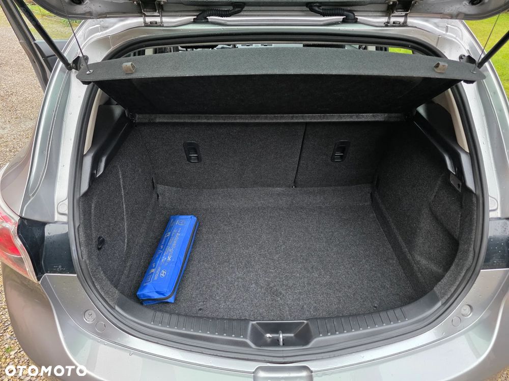 Mazda 3 1.6 MZR Active Plus - 17