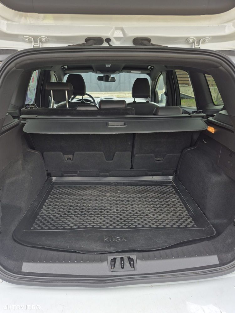 Ford Kuga 1.5 TDCi 2WD ST-Line - 7