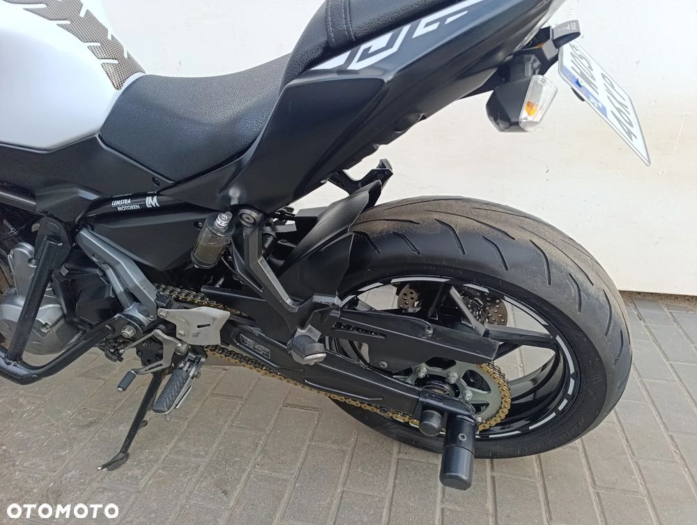Kawasaki Z 650 - 17