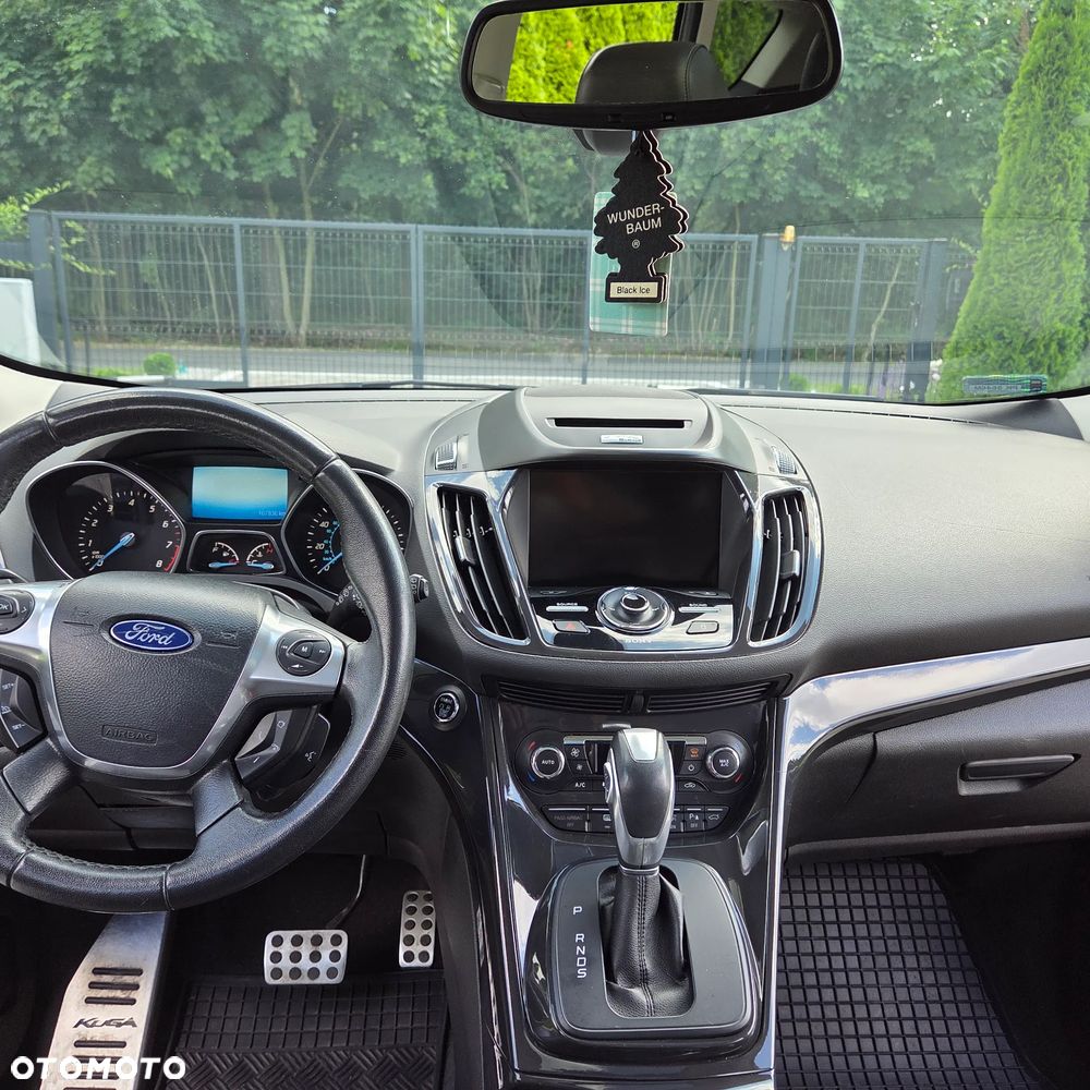 Ford Kuga - 9