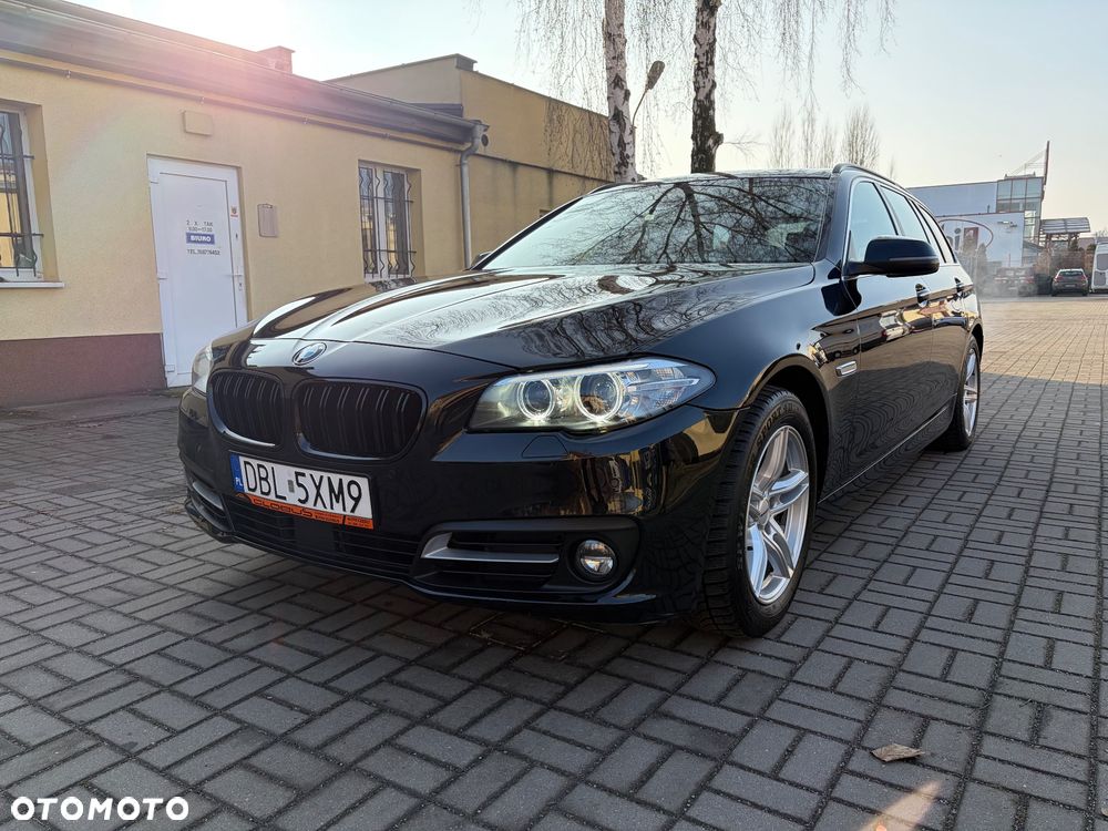 BMW Seria 5 520d xDrive - 1