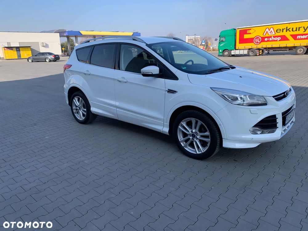 Ford Kuga 1.5 EcoBoost 2x4 Individual - 10