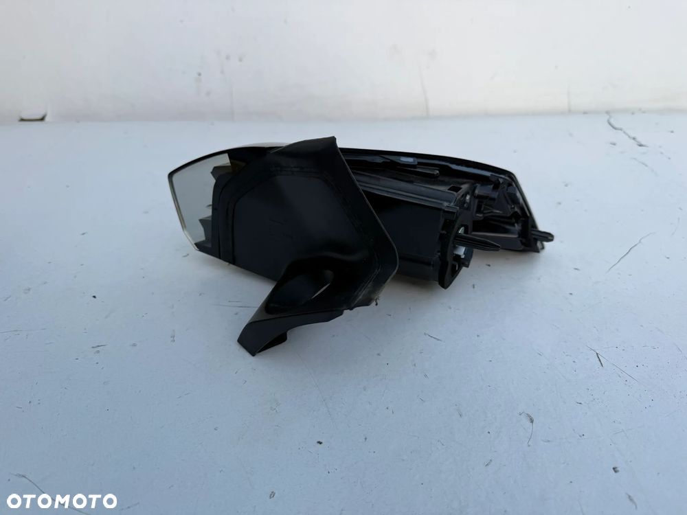 LAMPA LEWA TYLNA TYL PEUGEOT 2008 II LIFT 9850449780 - 3