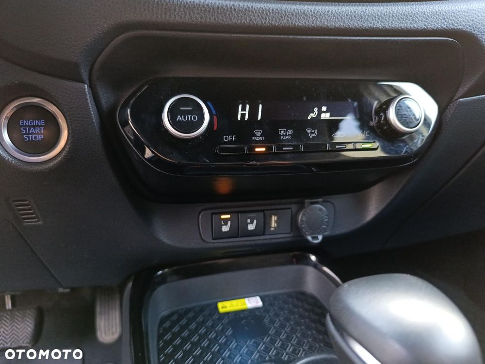 Toyota Aygo X 1.0 VVT-i Limited CVT - 25