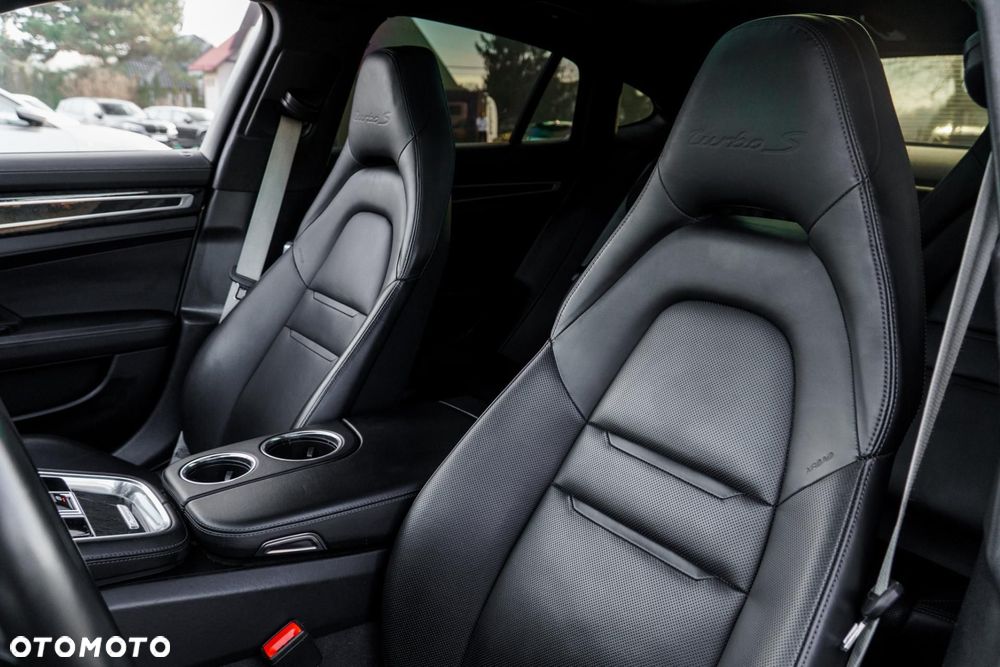 Porsche Panamera Turbo S E-Hybrid - 14