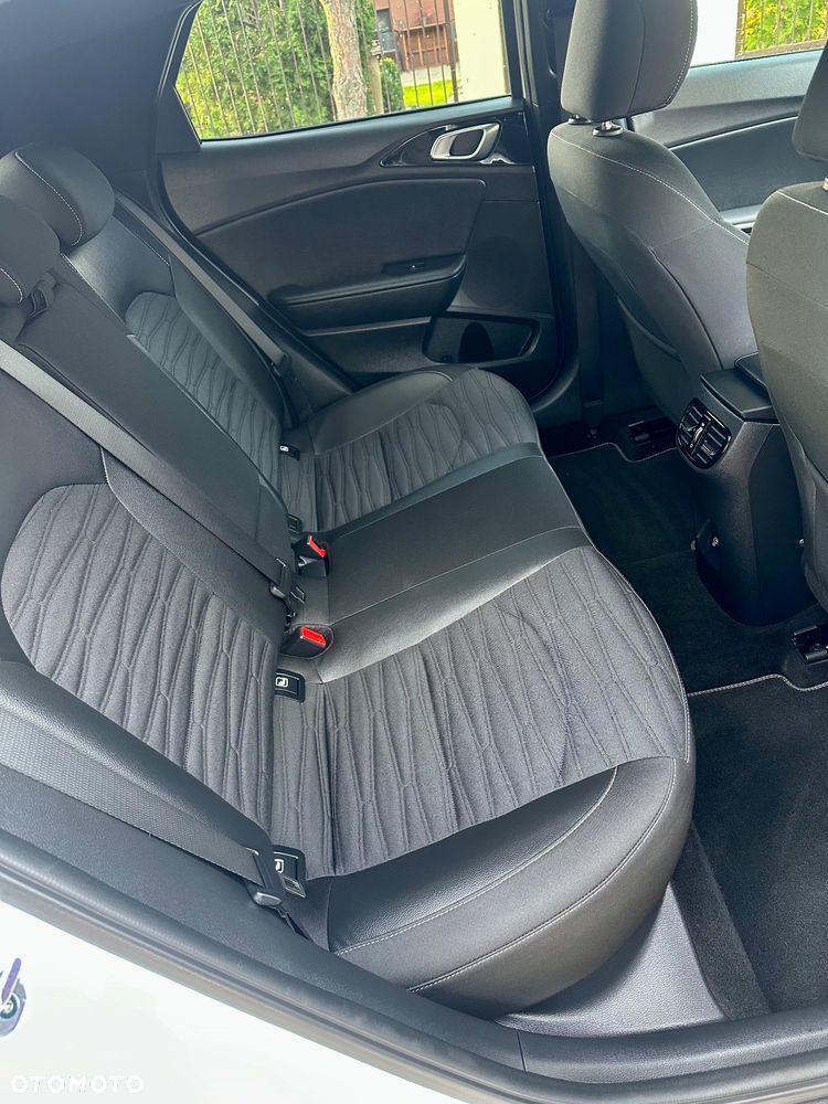 Kia XCeed 1.5 T-GDI GT-Line - 30