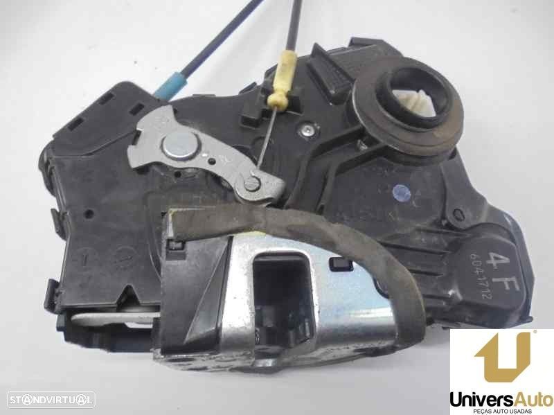 FECHADURA PORTA FRONTAL DIREITA TOYOTA RAV 4 III 2006 -6903042220 - 6