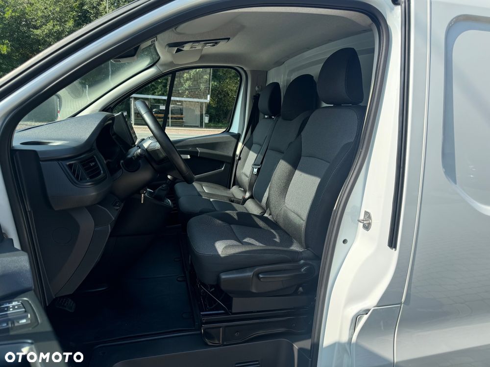Renault Trafic - 16