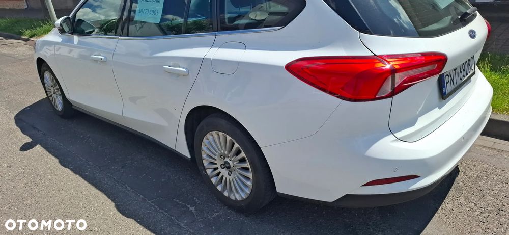 Ford Focus 1.5 EcoBlue Start-Stopp-System COOL&CONNECT DESIGN - 15