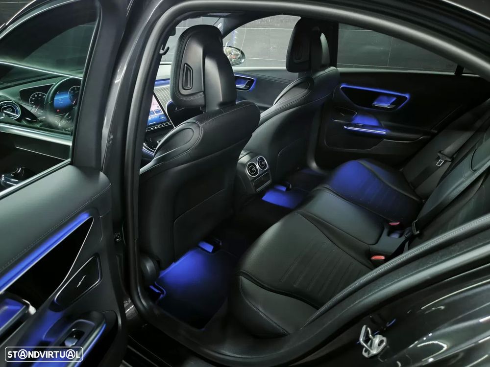 Mercedes-Benz C 300 d AMG Line - 28