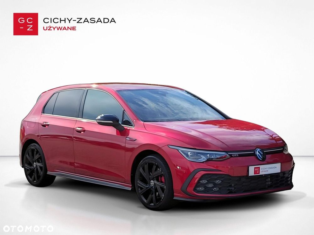 Volkswagen Golf - 8