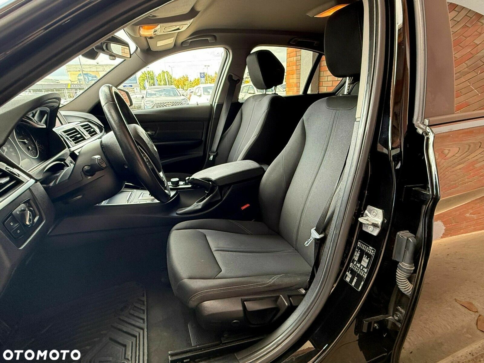 BMW Seria 3 - 11