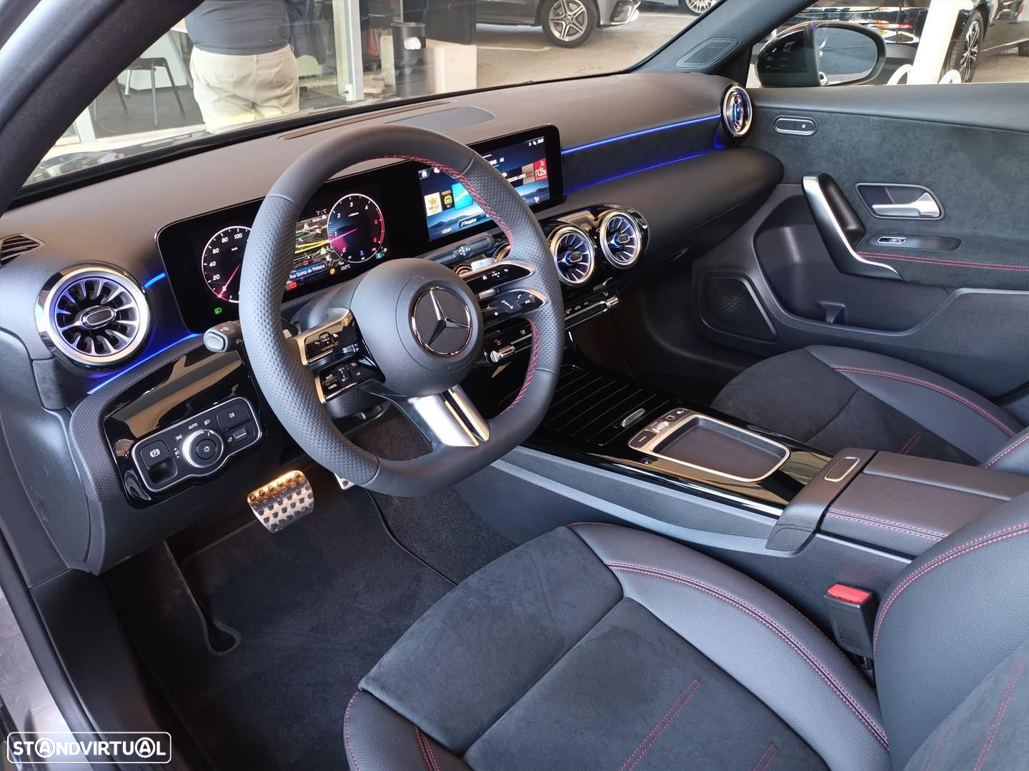 Mercedes-Benz A 180 Limousine d - 12
