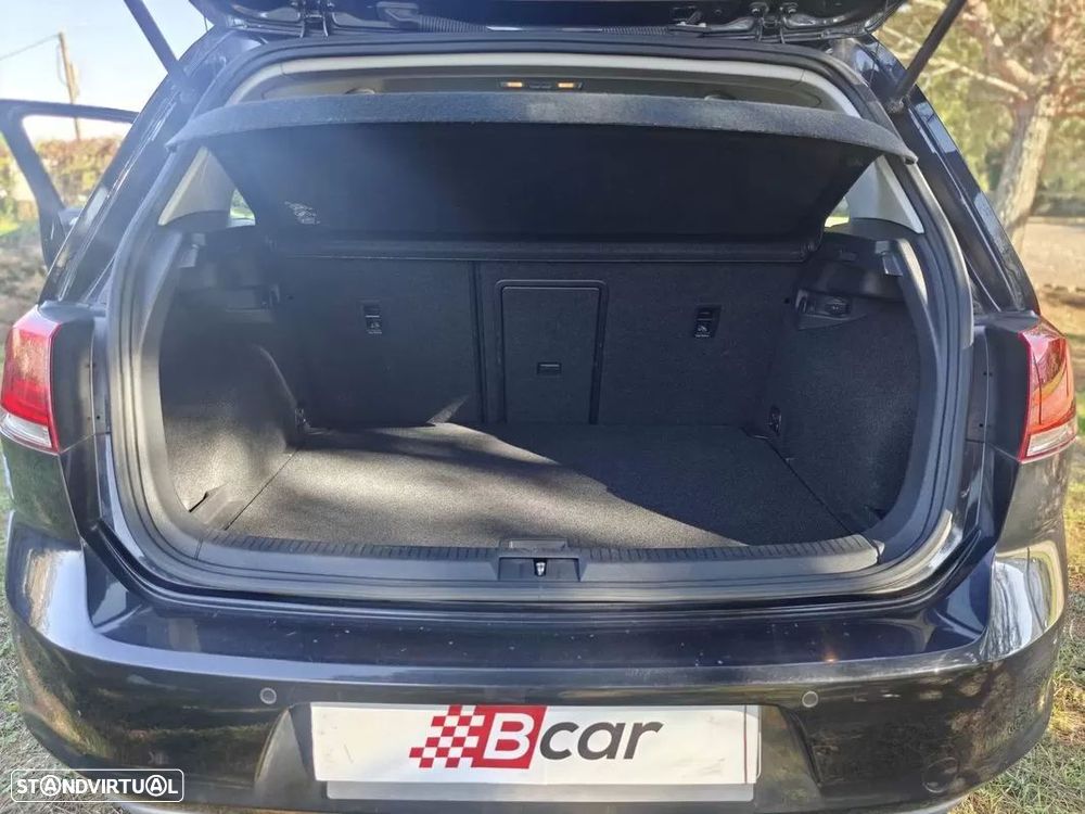 VW Golf 1.6 TDi Trendline BlueMotion - 16