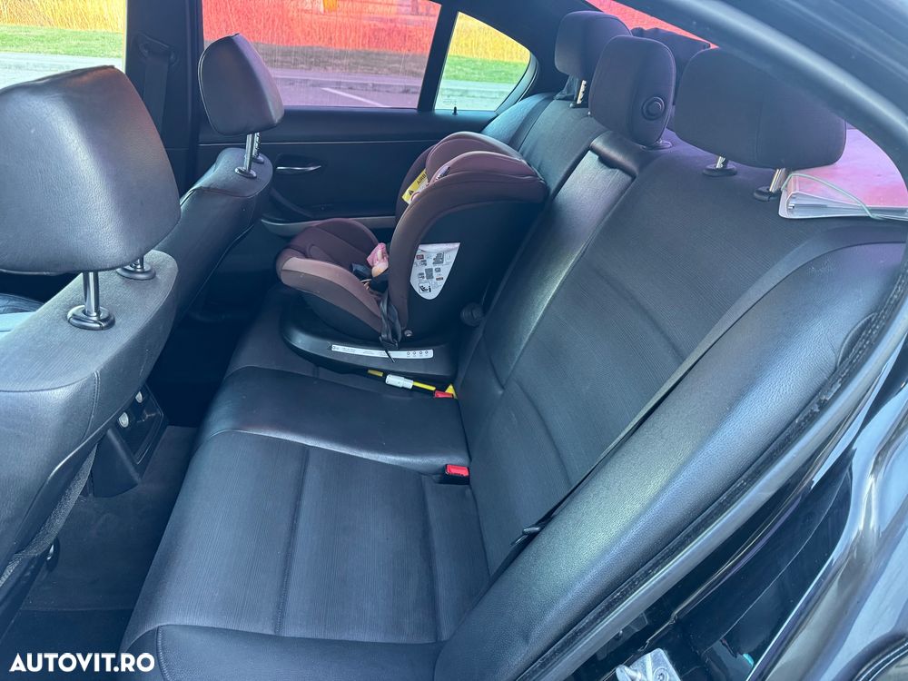 BMW Seria 3 320d DPF Edition Fleet Sport - 22