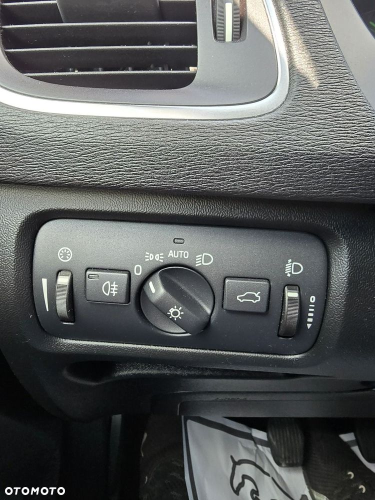 Volvo V40 - 27