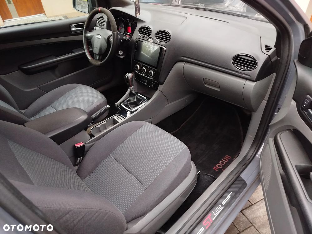 Ford Focus 1.6 Sport - 6