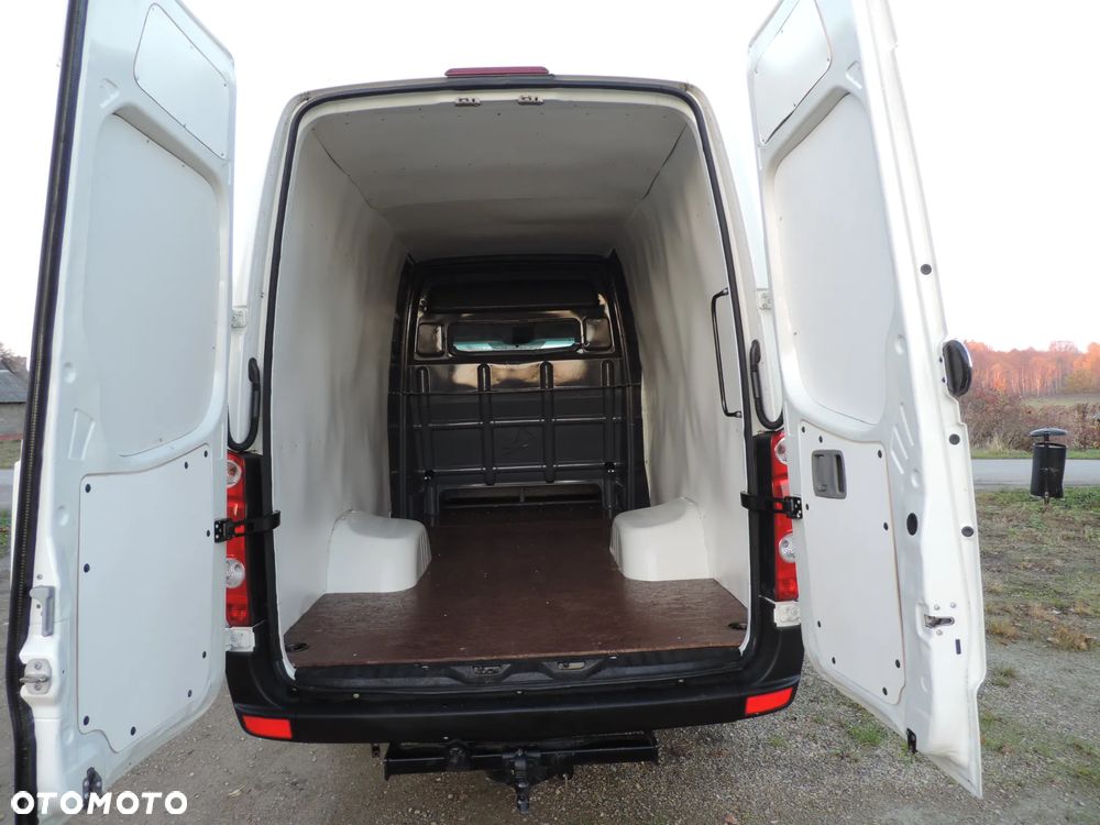 Volkswagen Crafter - 14