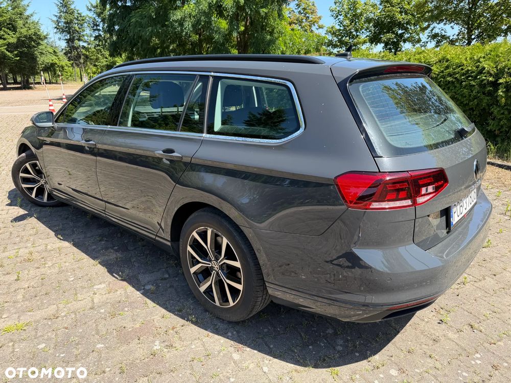 Volkswagen Passat 2.0 TSI Business DSG - 8