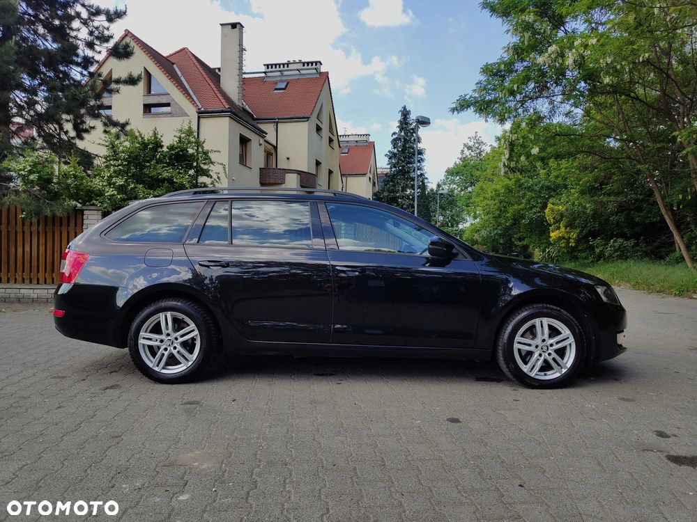 Skoda Octavia 2.0 TDI Premium Edition - 6