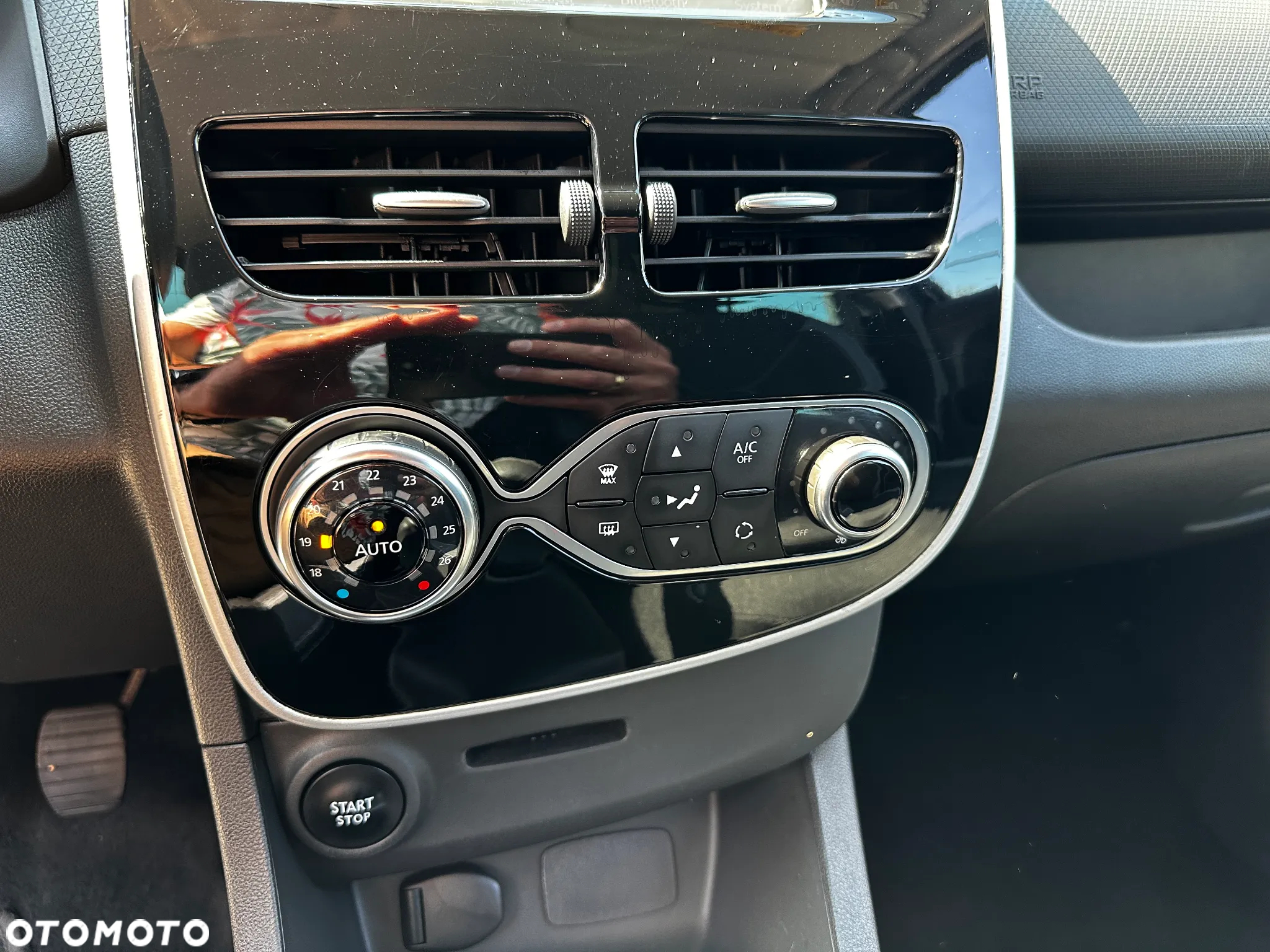 Renault Clio - 15