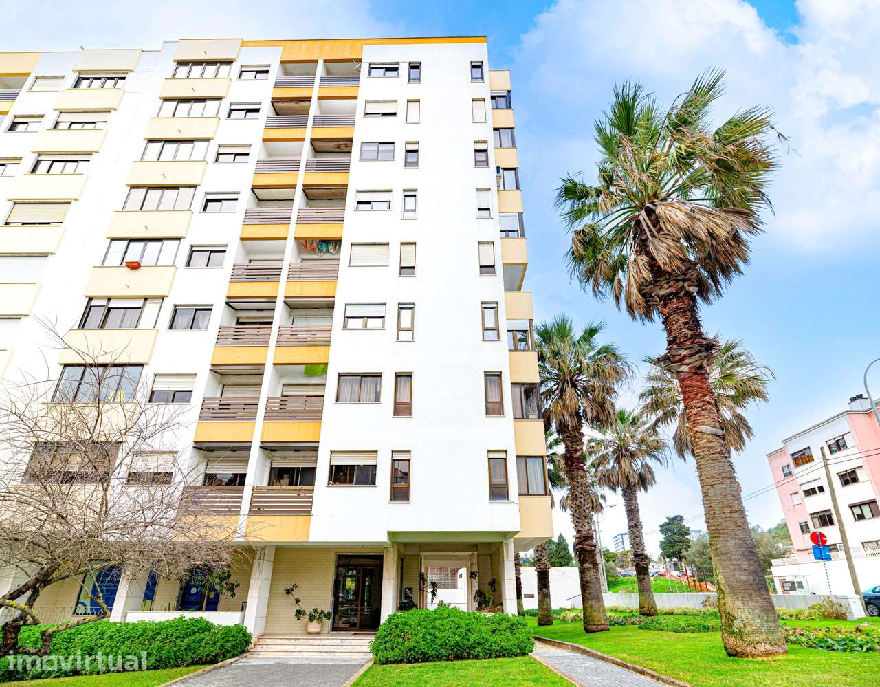Apartamento T3 no Centro Carnaxide - Grande imagem: 2/19