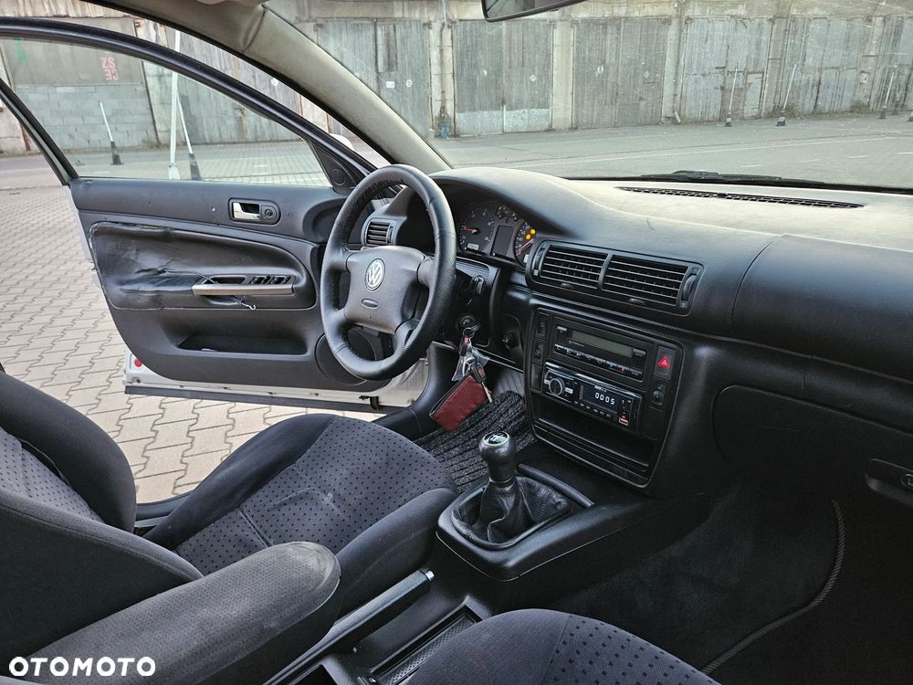 Volkswagen Passat - 7