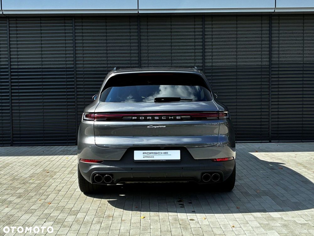 Porsche Cayenne - 5