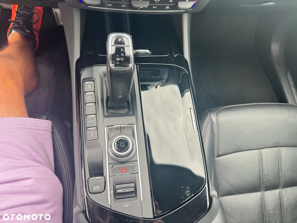 Maserati Levante - 15