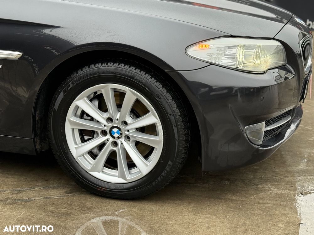 BMW Seria 5 525d xDrive Aut. - 25