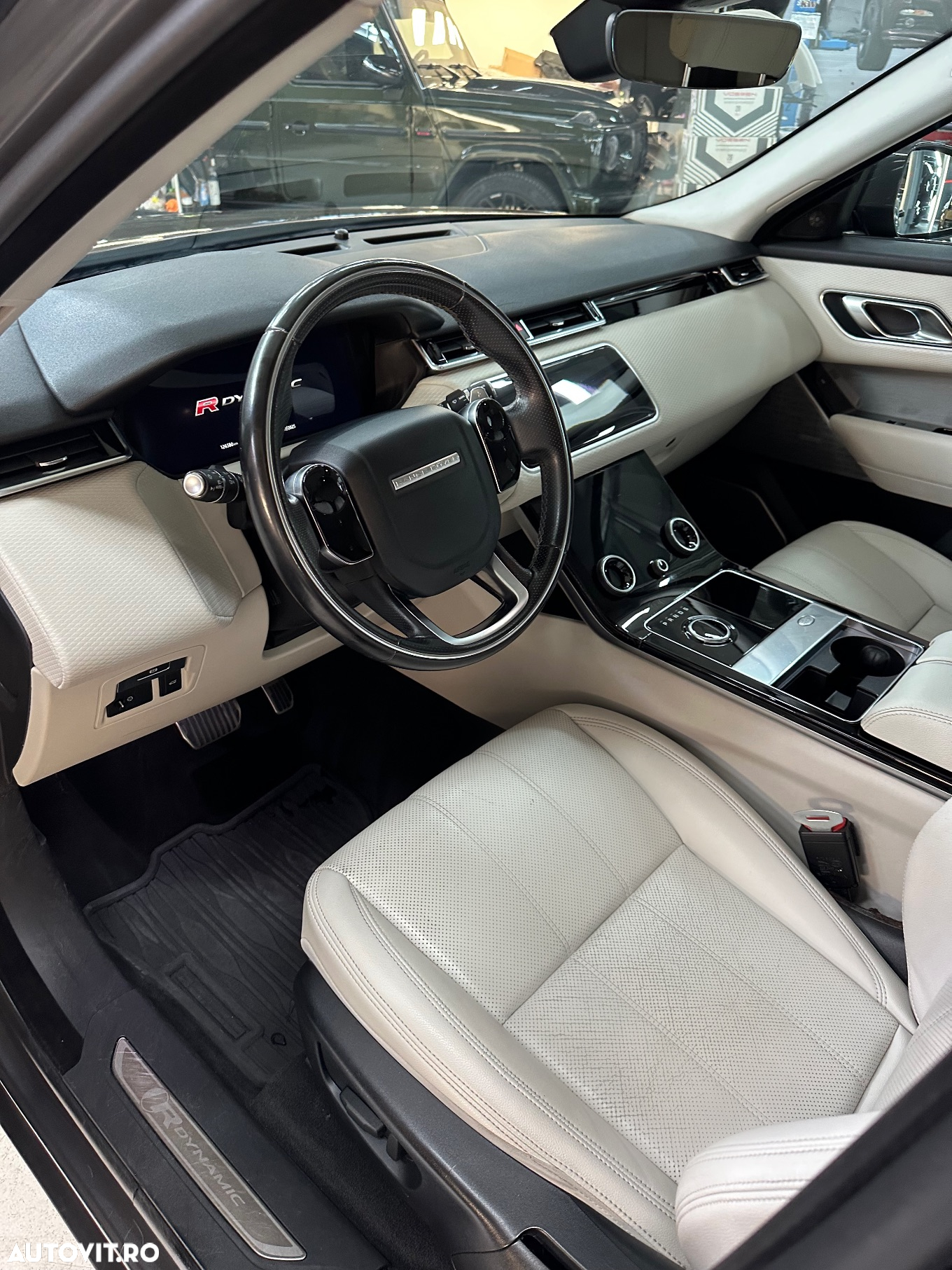 Land Rover Range Rover Velar 2.0 R-Dynamic - 6