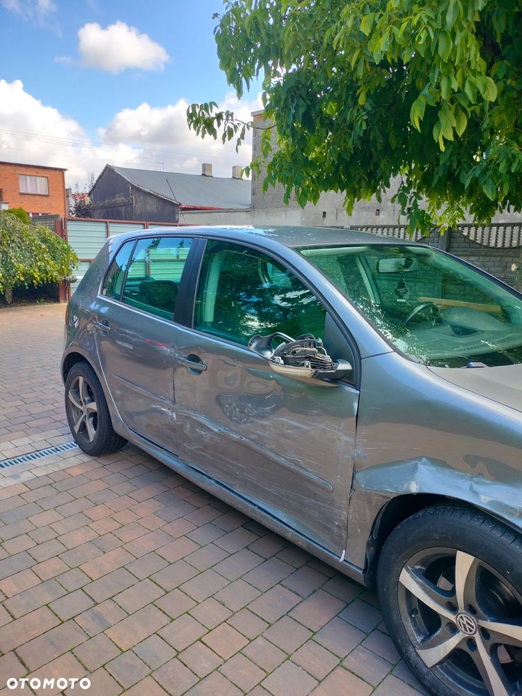 Volkswagen Golf - 15