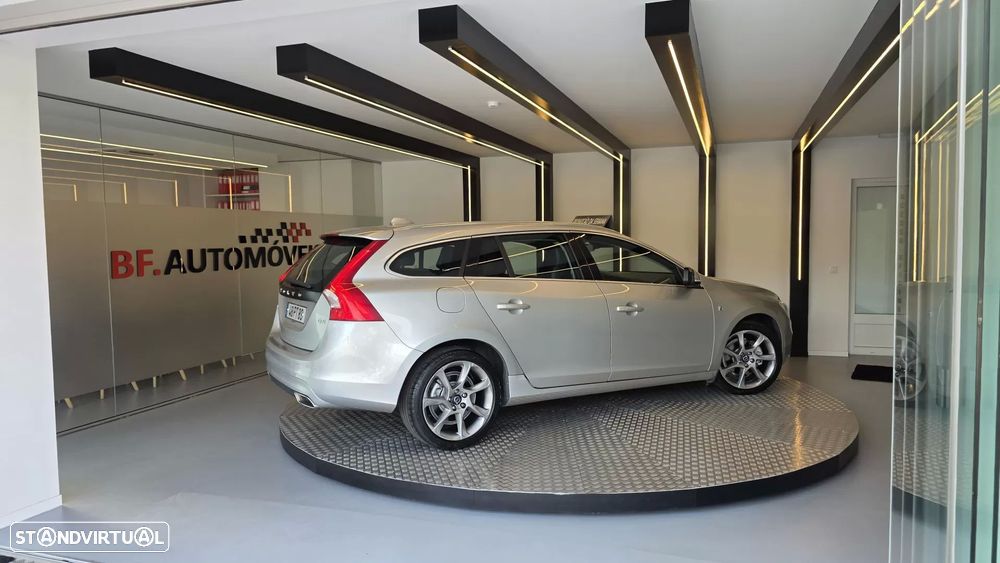 Volvo V60 2.0 D4 VOR - 7