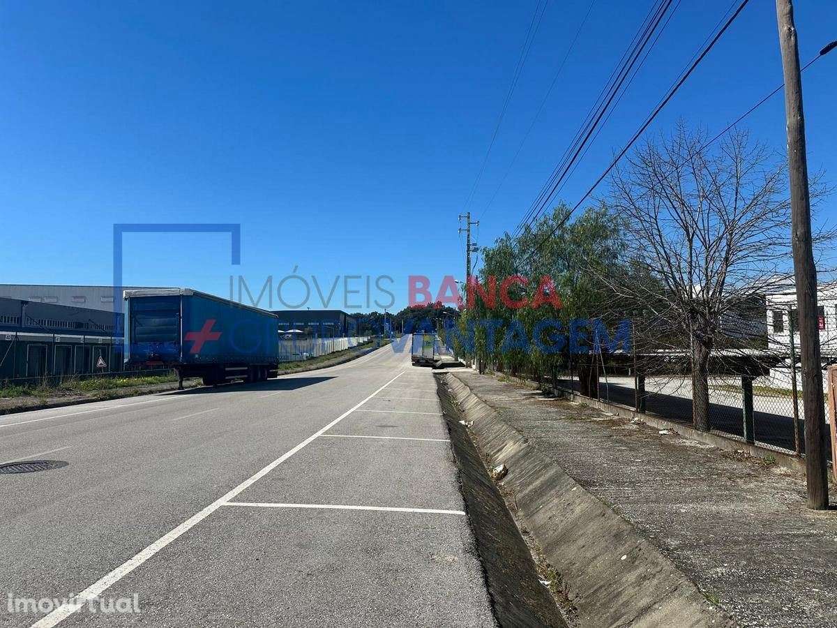 Instalação industrial com dois pisos,  lote de 24 880m2, com A B P ... - Grande imagem: 4/18